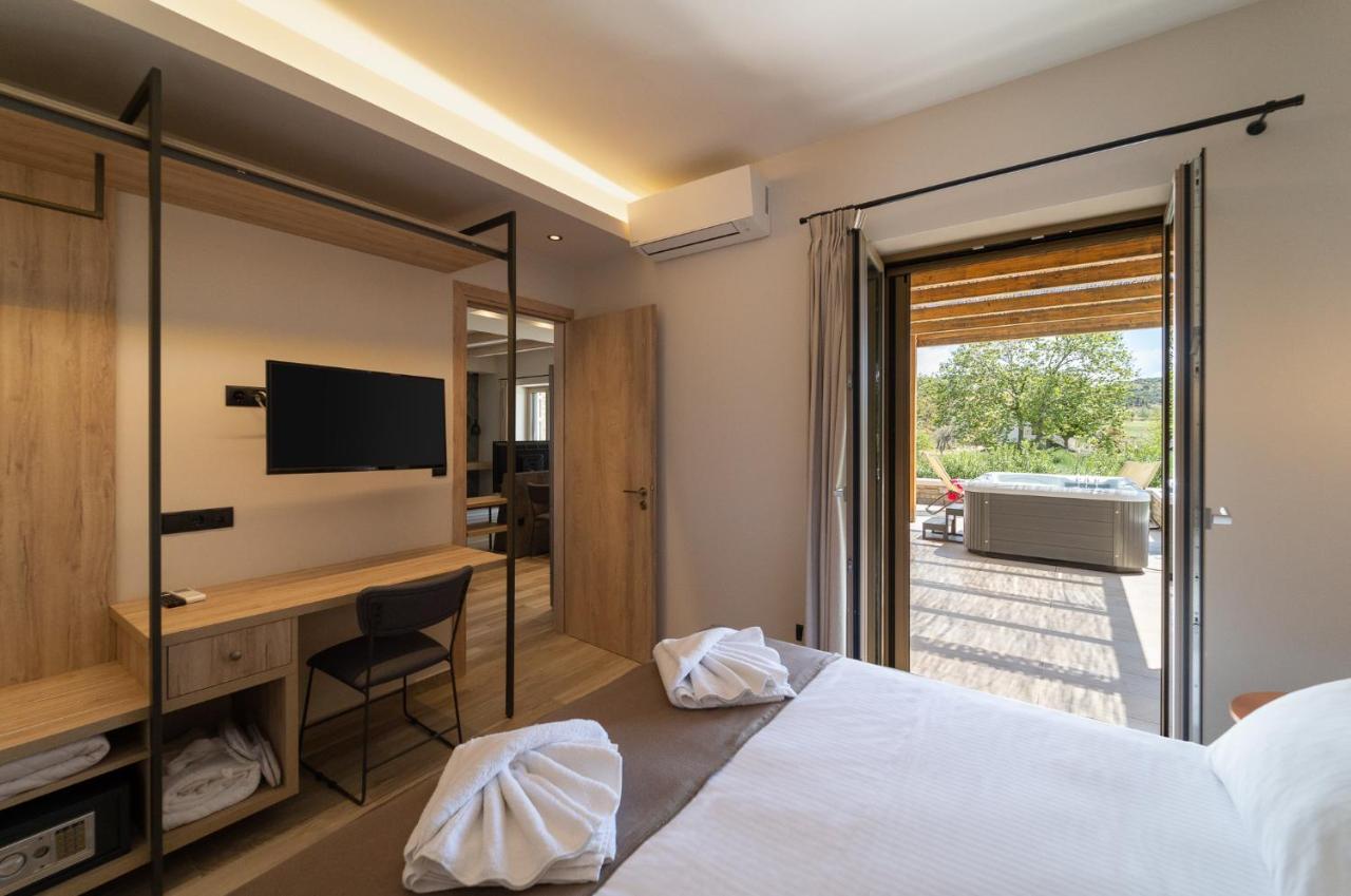 Quinta Essentia Suites Foiníki 외부 사진